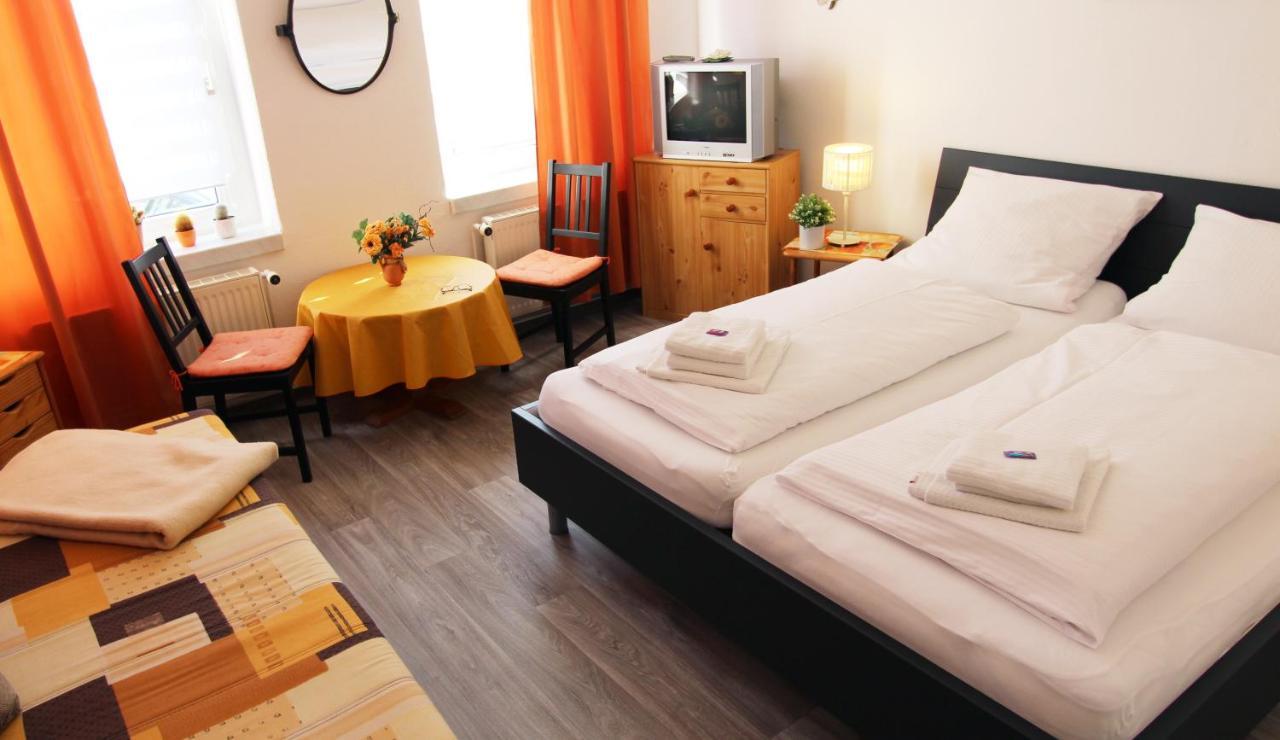 Ferienwohnung Familienwohnung Kropelin Экстерьер фото