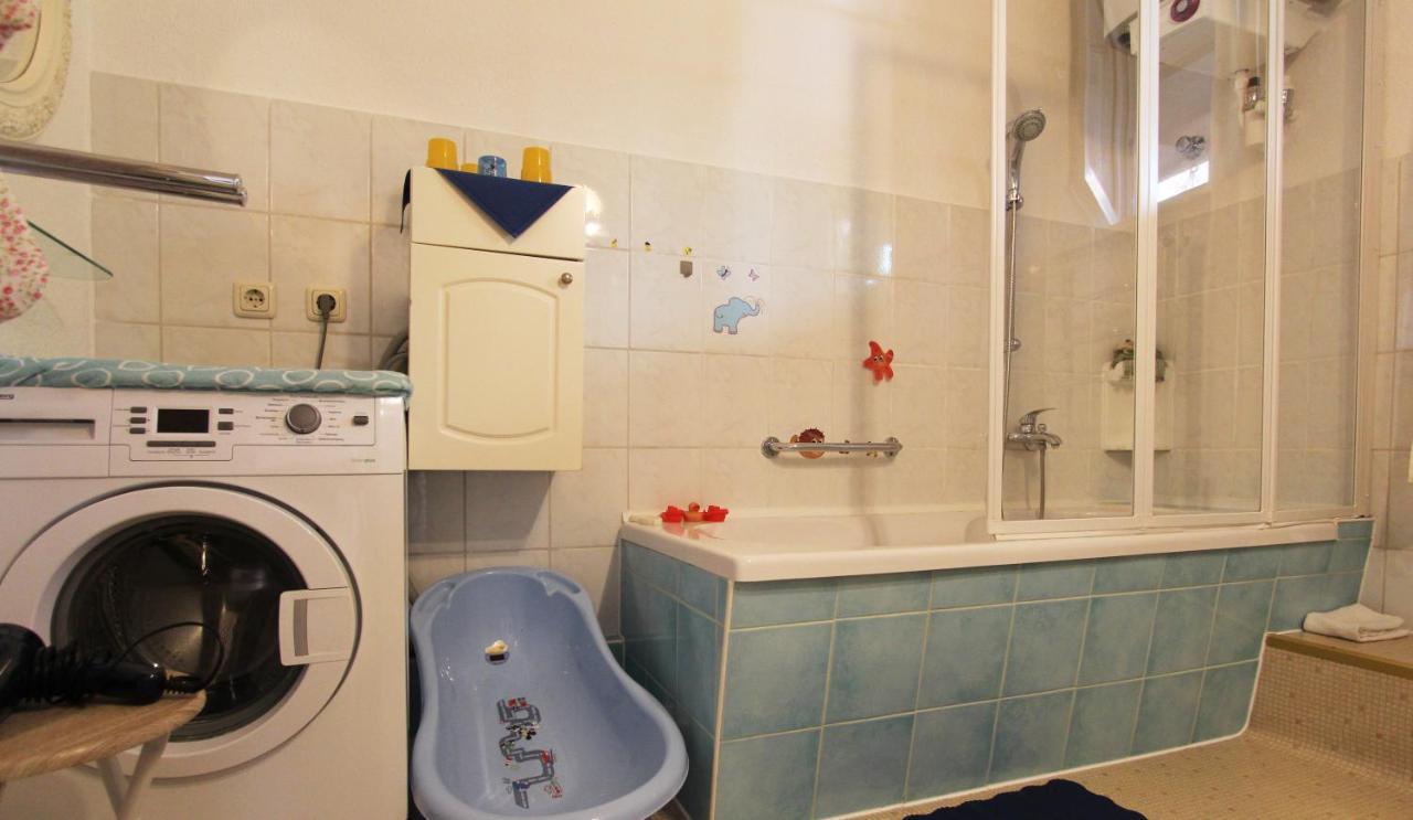 Ferienwohnung Familienwohnung Kropelin Экстерьер фото