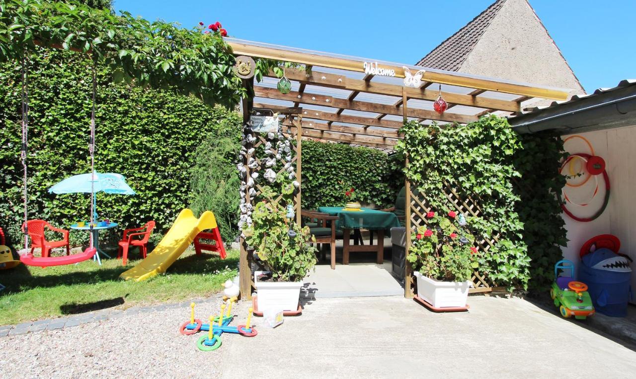 Ferienwohnung Familienwohnung Kropelin Экстерьер фото